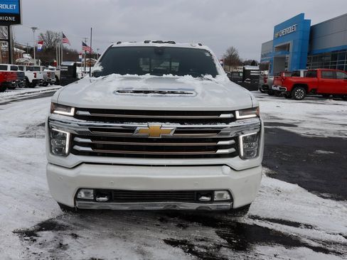Used 2022 Chevrolet Silverado 3500 High Country w/ Safety Package II image 30