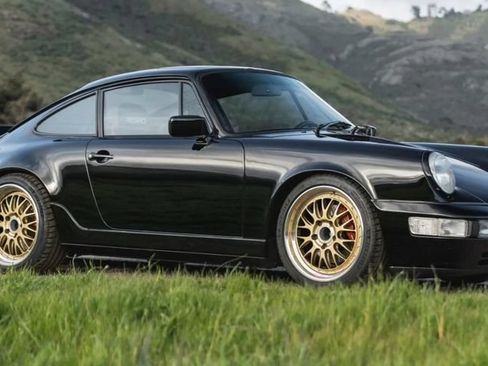 Used 1990 Porsche 911 Carrera RWD image 4
