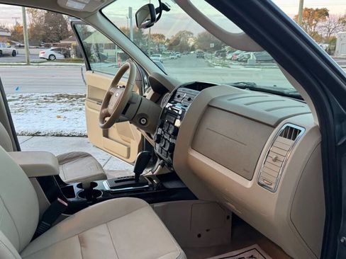 Used 2012 Ford Escape Limited image 21