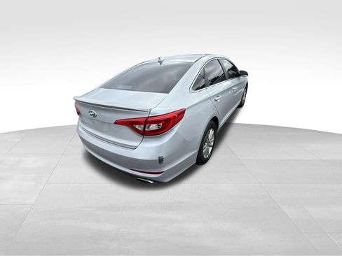 Used 2016 Hyundai Sonata SE FWD image 25