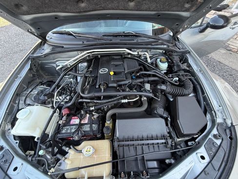 Used 2011 MAZDA MX-5 Miata Grand Touring image 16