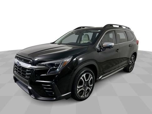 Used 2023 Subaru Ascent Limited w/ Technology Package AWD/4WD image 4