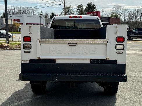 Used 2022 Chevrolet Silverado 3500 LT w/ Convenience Package image 5
