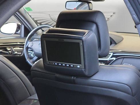 Used 2009 Mercedes-Benz S 63 AMG S 63 AMG w/ AMG Performance Pkg image 21