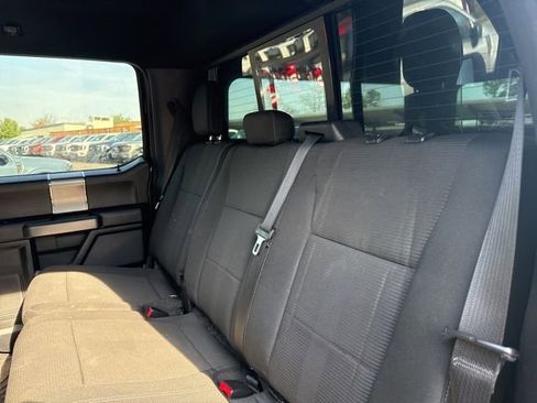 Used 2016 Ford F150 XLT w/ Equipment Group 302A Luxury image 10