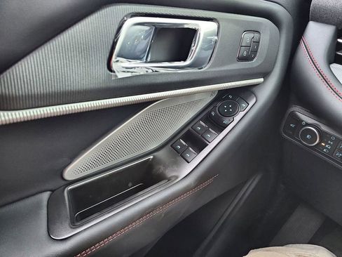 Used 2026 Ford Explorer ST w/ Sun And Sound Package image 19