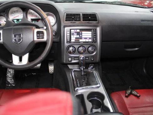 Used 2014 Dodge Challenger R/T Plus RWD image 2