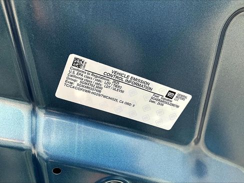 Used 2025 Buick Enclave Preferred FWD image 33