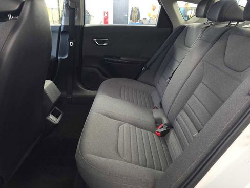 Used 2025 Kia K4 EX FWD image 12