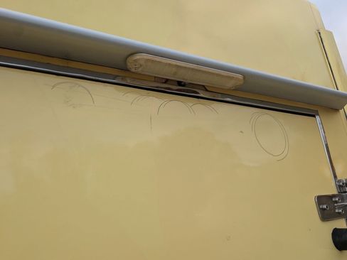 Used 2019 Ford E-450 and Econoline 450 Super Duty w/ Power Windows & Locks Group image 37