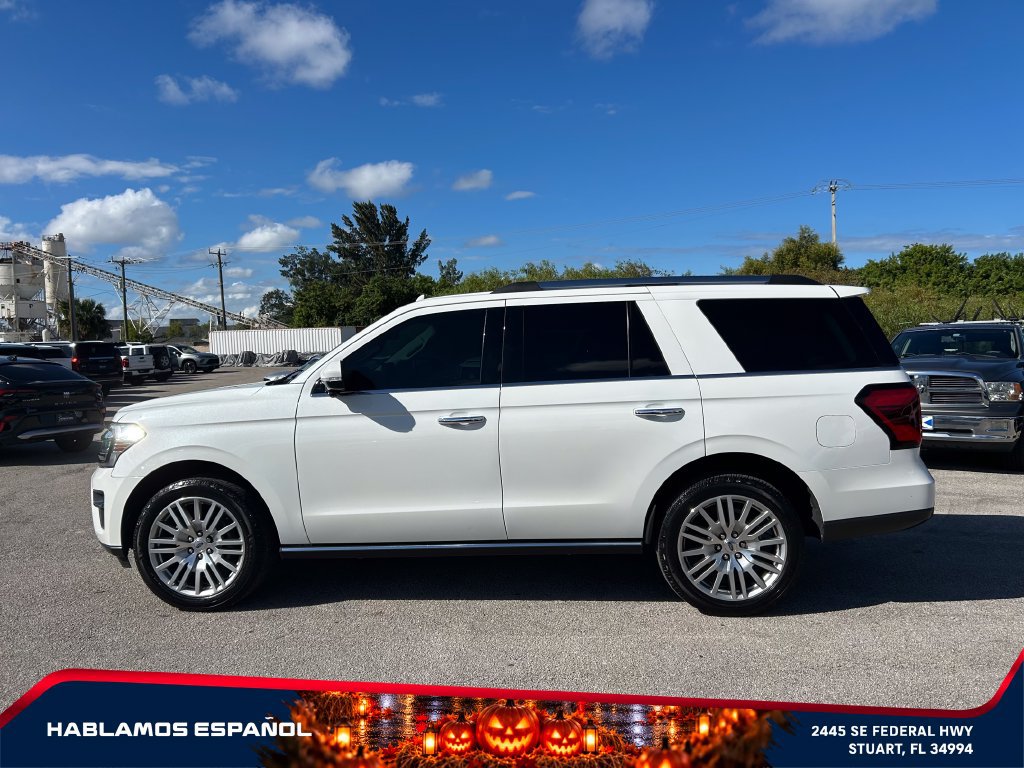 Used 2024 Ford Expedition Limited RWD image 4
