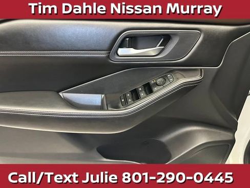 Used 2023 Nissan Rogue SV w/ SV Premium B Package AWD/4WD image 22