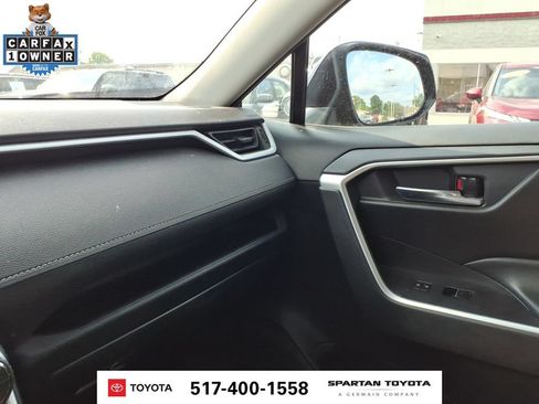 Used 2024 Toyota RAV4 XLE FWD image 22