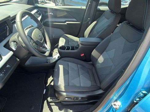 New 2027 Chevrolet Bolt LT w/ Comfort Package FWD image 13