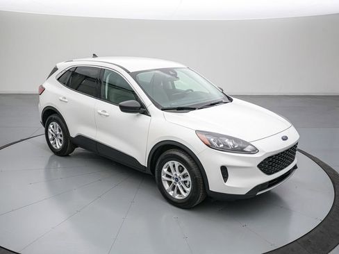 Certified 2022 Ford Escape SE w/ Convenience Package AWD/4WD image 3