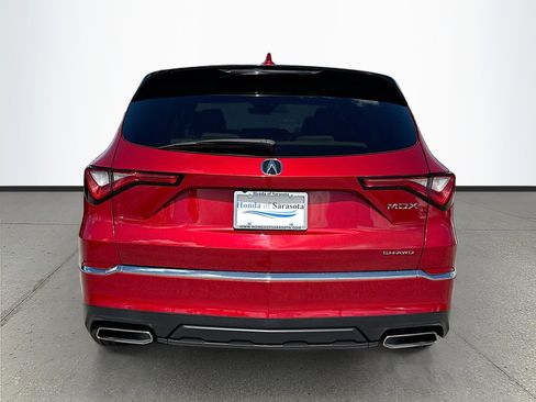 Used 2023 Acura MDX SH-AWD image 5
