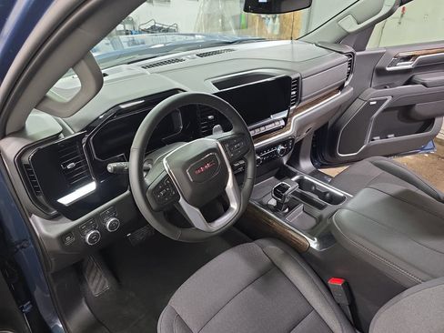 New 2026 GMC Sierra 1500 Elevation AWD/4WD image 15