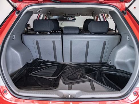 Used 2009 Toyota Matrix FWD image 16
