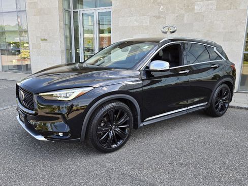 Used 2021 INFINITI QX50 Sensory w/ Accent Package AWD/4WD image 2
