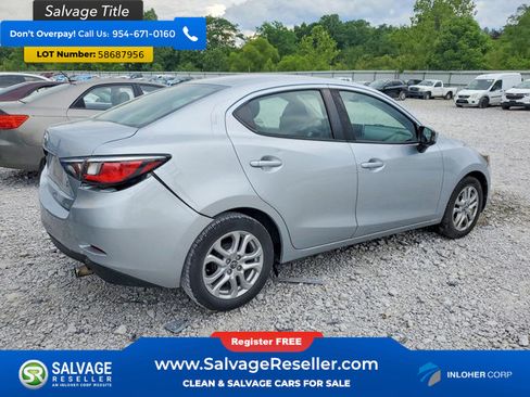 Used 2018 Toyota Yaris iA FWD image 4
