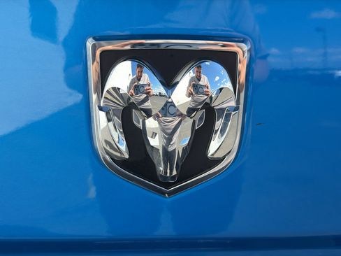 Used 2024 RAM 1500 Classic SLT AWD/4WD image 7