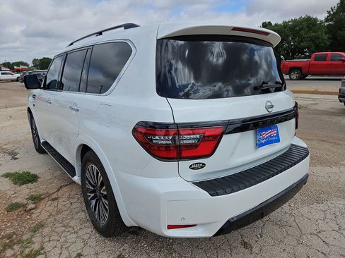 Used 2021 Nissan Armada SL w/ Midnight Edition Package RWD image 8