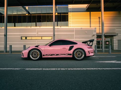 Used 2019 Porsche 911 GT3 RS image 13