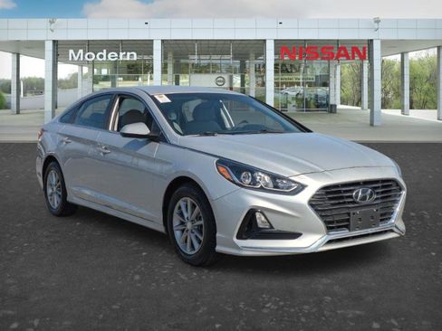Used 2019 Hyundai Sonata ECO FWD image 3