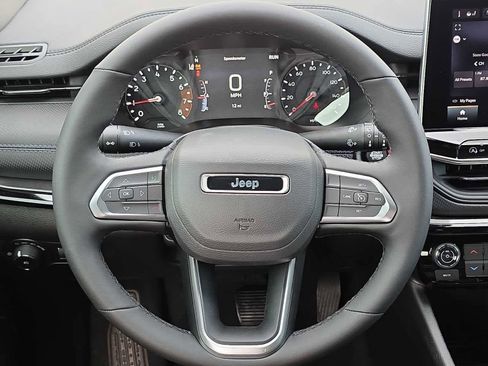 New 2026 Jeep Compass Latitude AWD/4WD image 37
