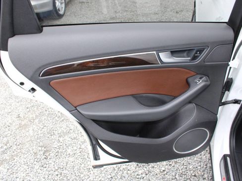 Used 2013 Audi Q5 3.0T Premium Plus image 24