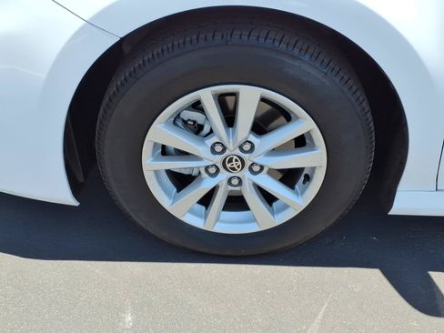 Certified 2025 Toyota Camry LE w/ Convenience Package AWD/4WD image 9