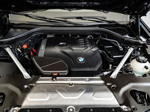 Certified 2025 BMW X4 xDrive30i w/ M Sport Package image 35