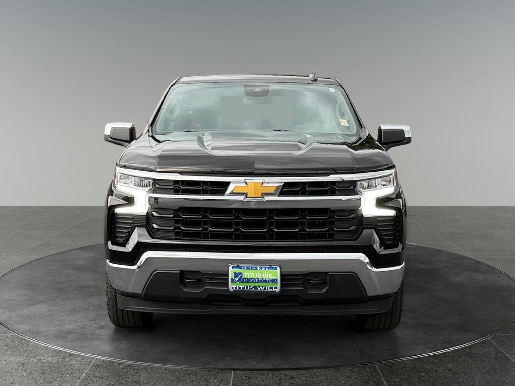 Used 2024 Chevrolet Silverado 1500 LT w/ Z71 Off-Road Package AWD/4WD image 2