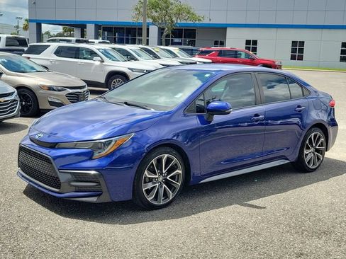 Used 2020 Toyota Corolla SE FWD image 2