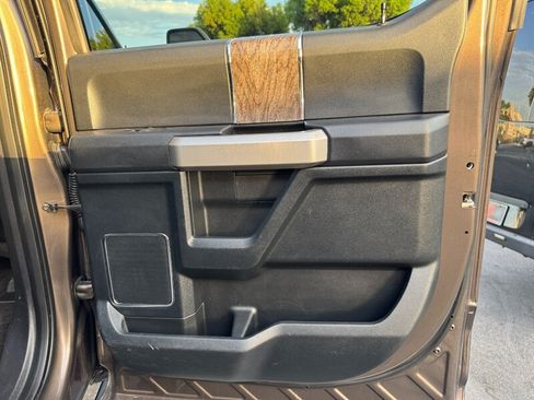 Used 2017 Ford F250 Lariat AWD/4WD image 34