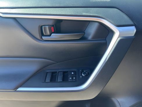 Used 2024 Toyota RAV4 LE image 22