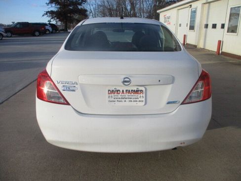 Used 2013 Nissan Versa S FWD image 5