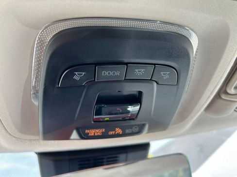 Used 2024 Toyota Corolla LE FWD image 17