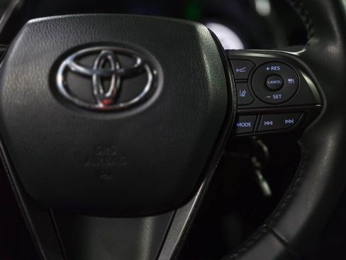 Used 2021 Toyota Camry SE w/ Carpet Mat Package (TMS) image 19