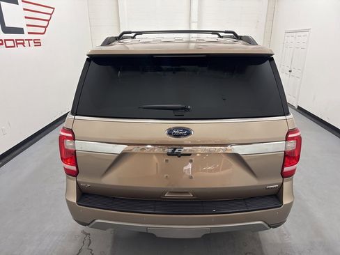 Used 2020 Ford Expedition XLT w/ FX4 Off-Road Package image 12