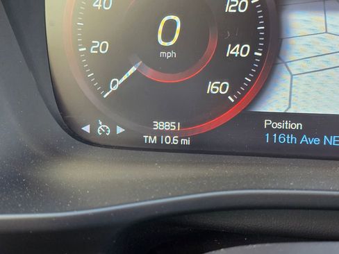 Used 2021 Volvo XC40 T5 R-Design w/ Climate Package AWD/4WD image 27