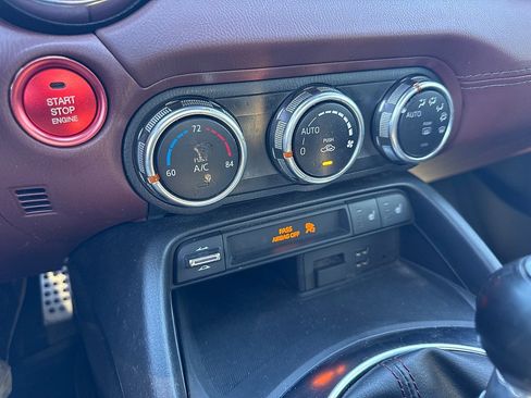 Used 2018 MAZDA MX-5 Miata RF Grand Touring image 11