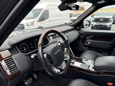 Used 2022 Land Rover Range Rover Westminster Edition image 15