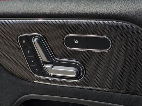 Certified 2025 Mercedes-Benz GLB 250 GLB 250 image 32