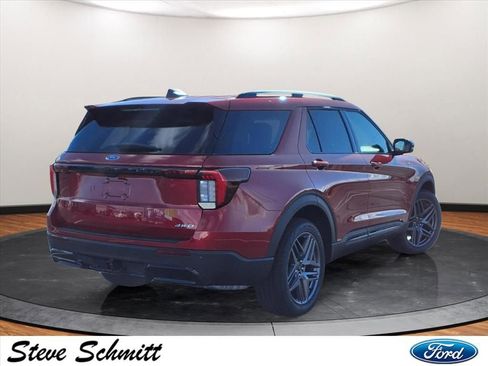 New 2026 Ford Explorer ST-Line w/ ST-Line Street Pack AWD/4WD image 25