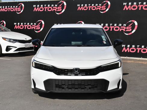 Used 2025 Honda Civic Sport image 2