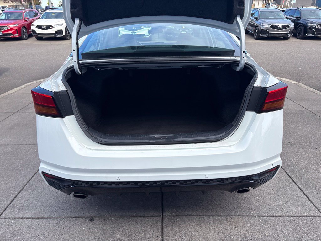 Used 2024 Nissan Altima 2.5 SR FWD image 31