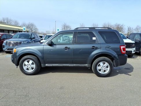 Used 2009 Ford Escape XLT image 2