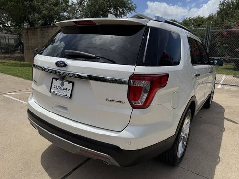 Used 2016 Ford Explorer Limited w/ Equipment Group 301A FWD image 14