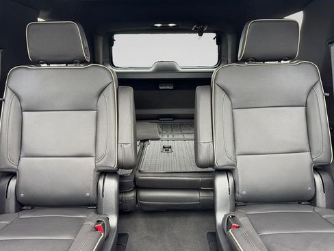 Used 2023 Chevrolet Tahoe Premier image 22